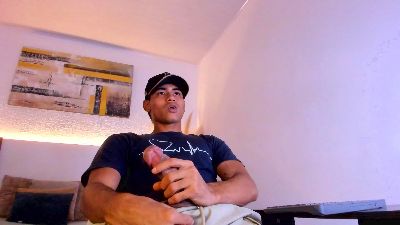 zander_20 live cam on Cam4