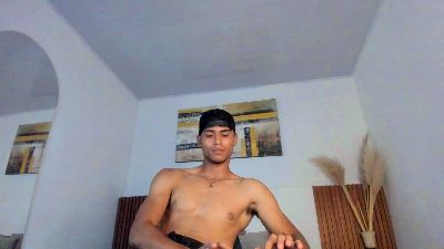 zander_20 live cam on Cam4