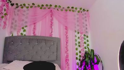 zarasweet49 live cam on Cam4