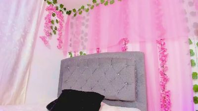 zarasweet49 live cam on Cam4