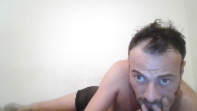 zaynaldesire33 live cam on Cam4