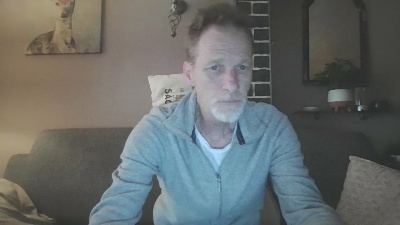 zeigesmir live cam on Cam4