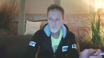 zeigesmir live cam on Cam4