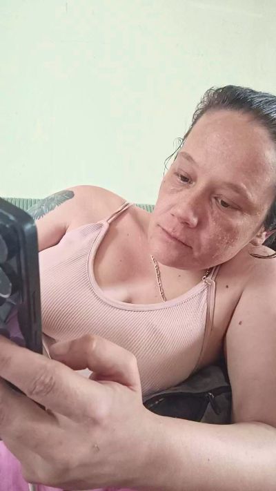 zeousse24 live cam on Cam4