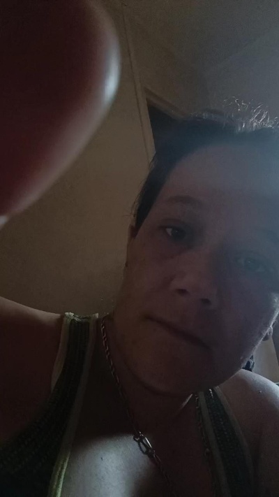 zeousse24 live cam on Cam4