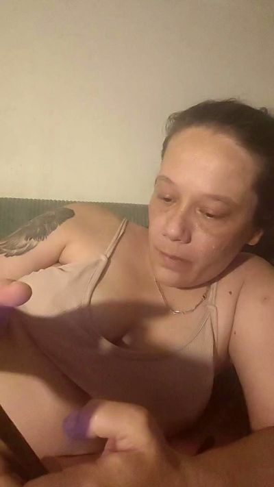 zeousse24 live cam on Cam4
