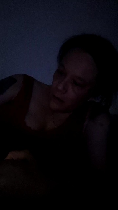 zeousse24 live cam on Cam4