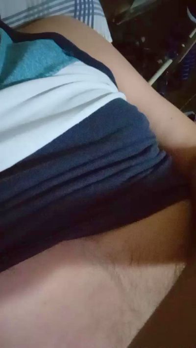 zeus608 live cam on Cam4