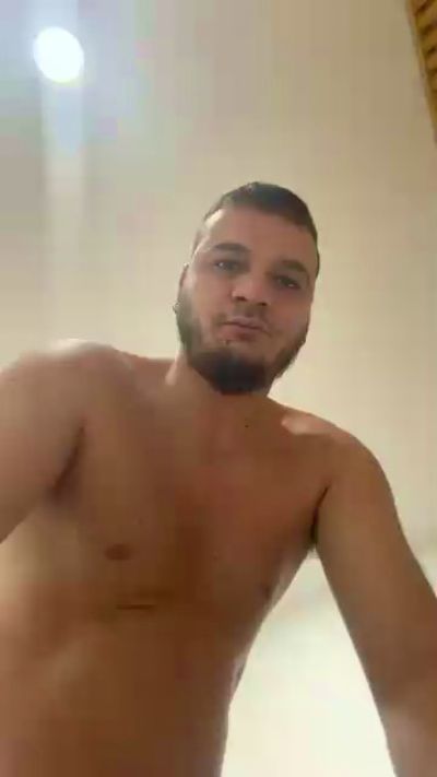 zeuspt94 live cam on Cam4