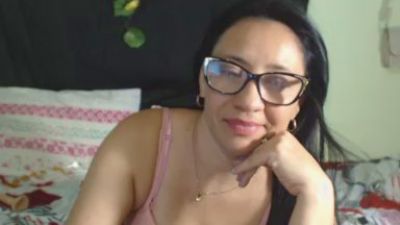 zeynep live cam on Cam4