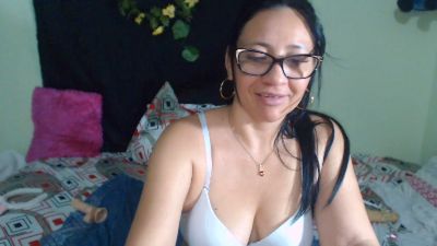 zeynep live cam on Cam4