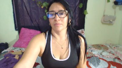 zeynep live cam on Cam4