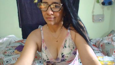 zeynep live cam on Cam4