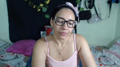 zeynep live cam on Cam4