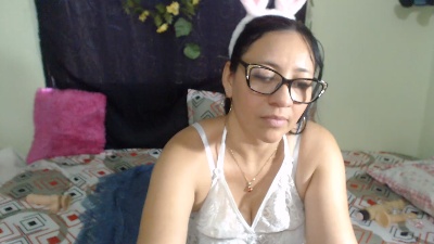 zeynep live cam on Cam4