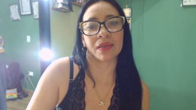zeynep live cam on Cam4