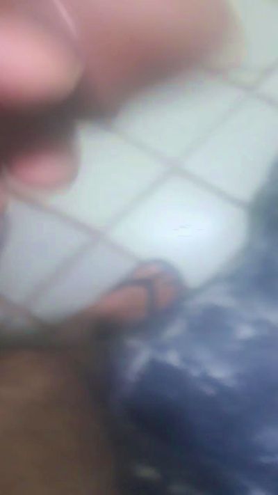 zezinhopravoce live cam on Cam4