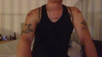 zhishanist4 live cam on Cam4