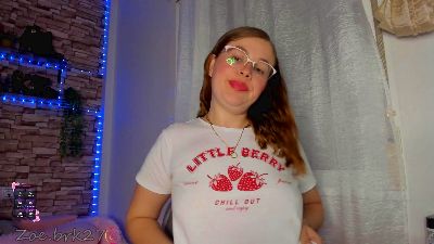 zoe_brk live cam on Cam4