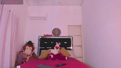 zoe_siren live cam on Cam4