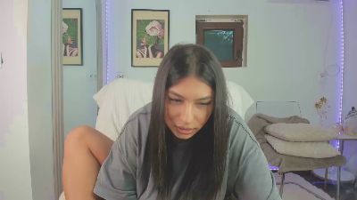 zoeyboobies live cam on Cam4