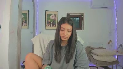 zoeyboobies live cam on Cam4