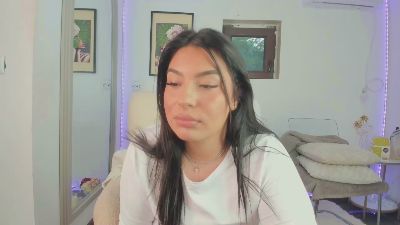 zoeyboobies live cam on Cam4