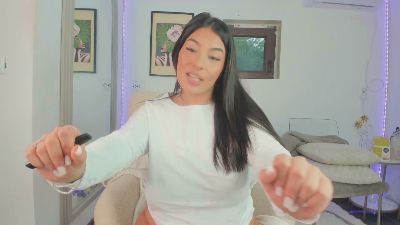 zoeyboobies live cam on Cam4