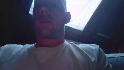 zogeil2 live cam on Cam4