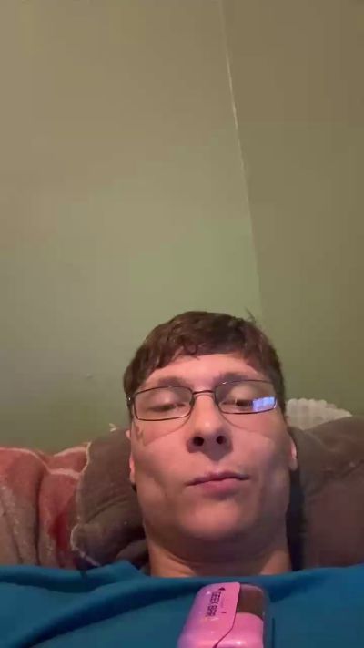 zombieman420 live cam on Cam4
