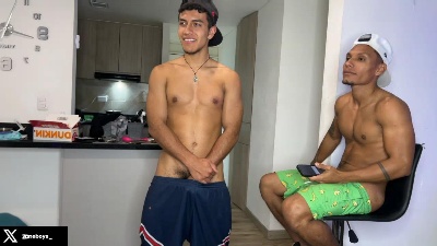 zoneboys_ live cam on Cam4