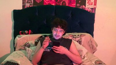 zoren33 live cam on Cam4