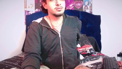 zoren33 live cam on Cam4