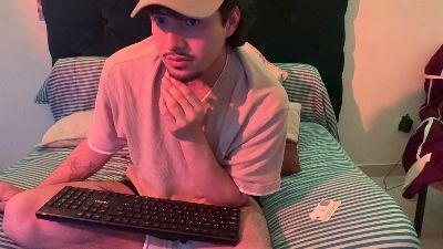 zoren33 live cam on Cam4