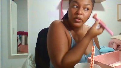 zoritapeligros4 live cam on Cam4