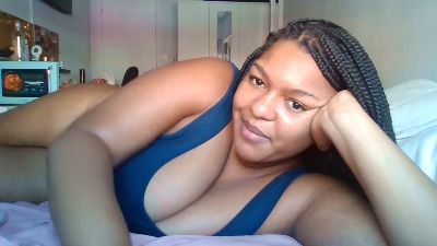 zoritapeligros4 live cam on Cam4