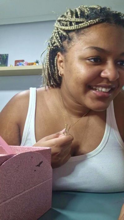 zoritapeligros4 live cam on Cam4