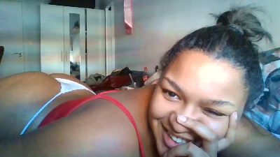 zoritapeligros4 live cam on Cam4
