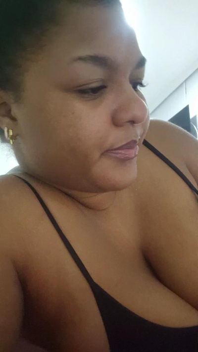 zoritapeligros4 live cam on Cam4