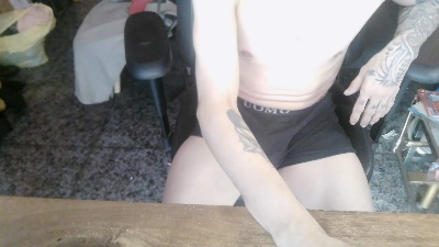zorrito864 live cam on Cam4