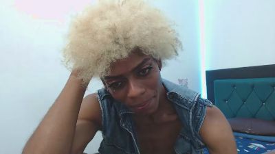 zulyyth live cam on Cam4