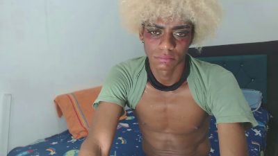 zulyyth live cam on Cam4