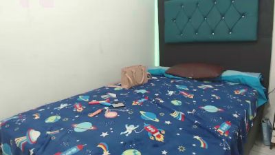zulyyth live cam on Cam4
