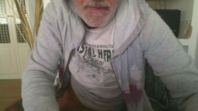 zureafunbilbo live cam on Cam4