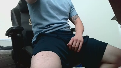 zzaaddyy187 live cam on Cam4