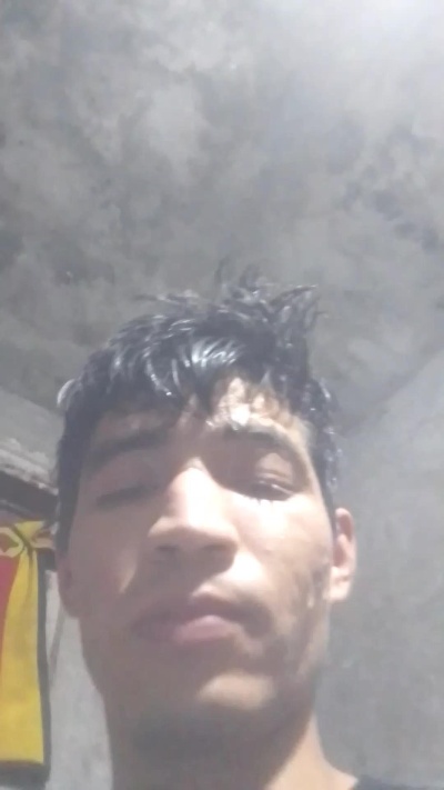 zzoltero live cam on Cam4
